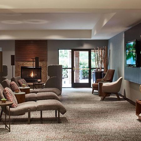 Courtyard By Marriott Portland Southeast/Clackamas Esterno foto
