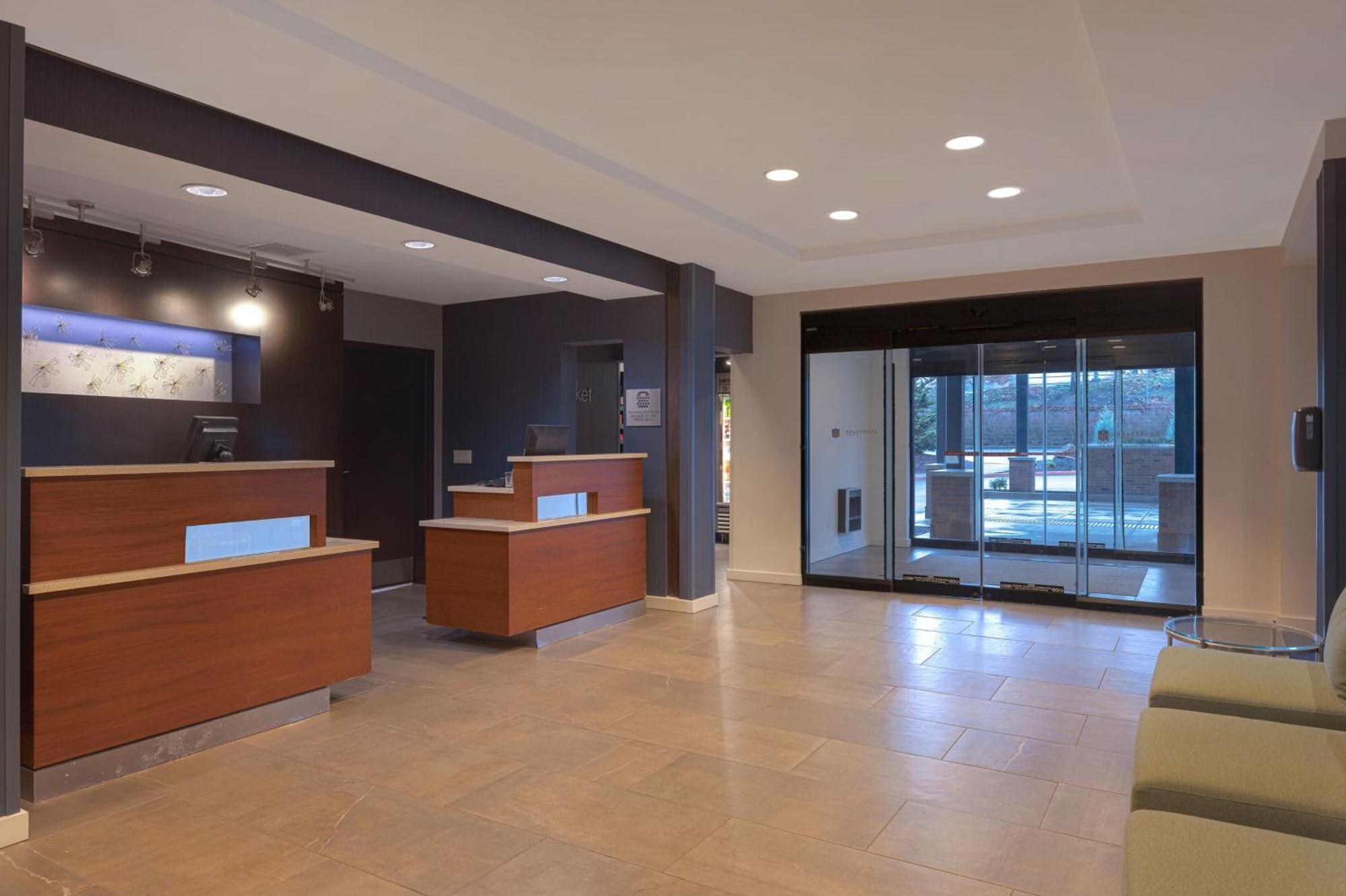 Courtyard By Marriott Portland Southeast/Clackamas Esterno foto