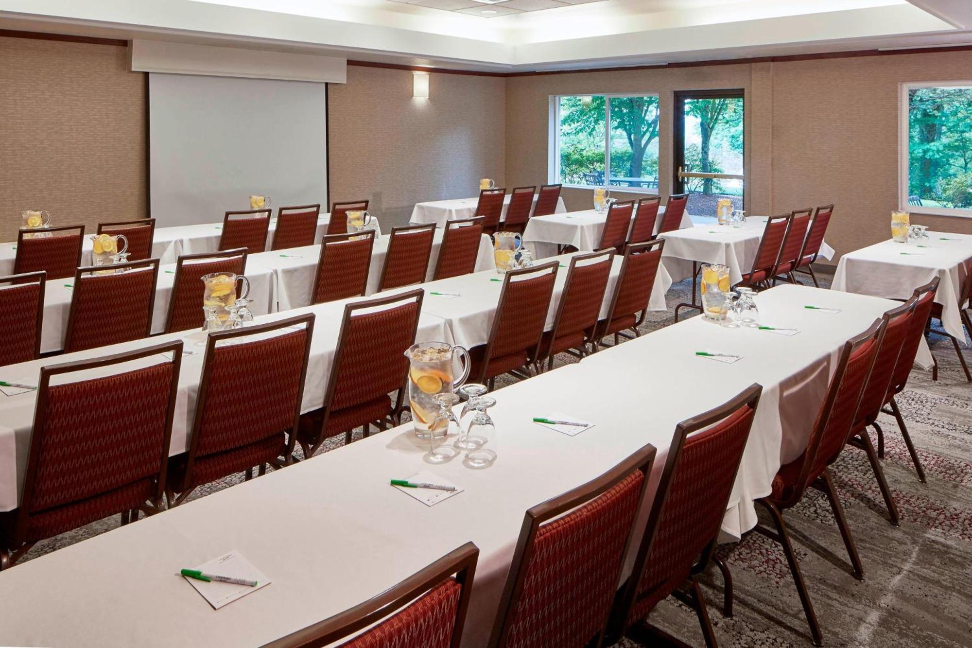 Courtyard By Marriott Portland Southeast/Clackamas Esterno foto